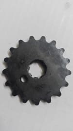 Buy GEAR SPROCKET 17 TEETH 8IT RAJDOOT ZADON on 15.00 % discount