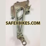 Buy FOOT BRACKET CBZ RH on 10.00 % discount