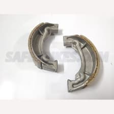 Buy BRAKE SHOE SET FOR MAX 100 / KB4S / BOXER / CALIBER / SCOOTY / STREAK / TEENZ / ZEST / STAR CITY / VICTOR ZADON on  % discount