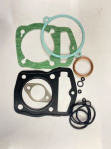 Buy HALF GASKET SET AMBITON (WITH RING) VICTORY on  % discount