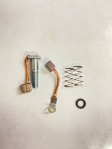 Buy SELF CARBON BRUSH GIXXER / SUPER SPLENDOR GEO on  % discount