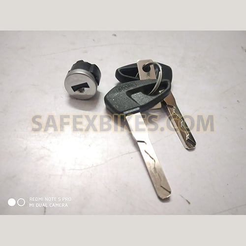 pulsar 180 petrol tank lock price