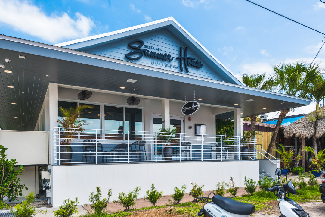 Siesta Key Summer House Steak & Seafood exterior.