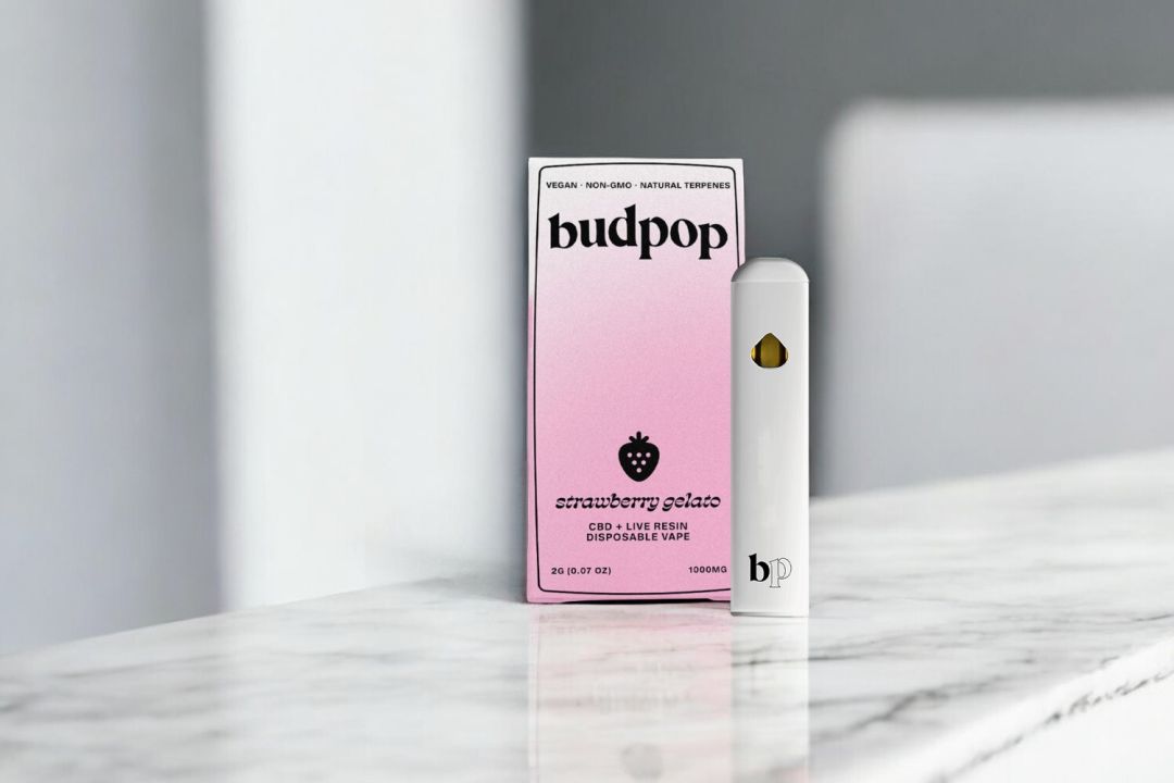 royal vapes The Best CBD Vapes - The Top 5 In 2024 main image 0
