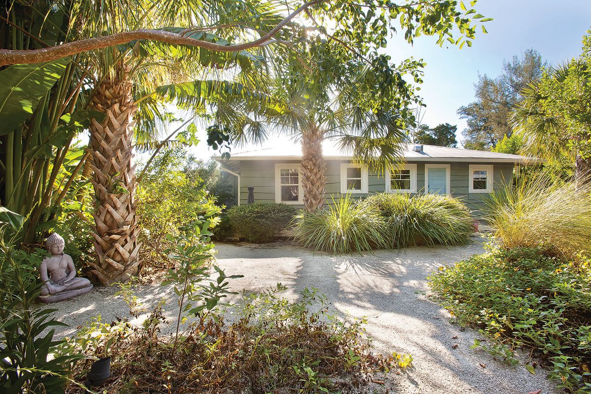 An Original Longboat Key Cottage Modernizes and Holds Onto Its History - Vimarsana News