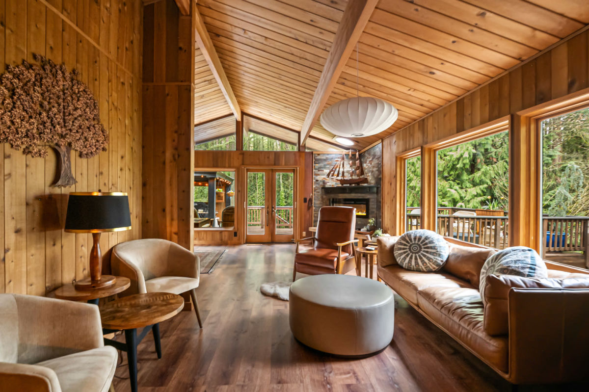 hayhurst-living_room-