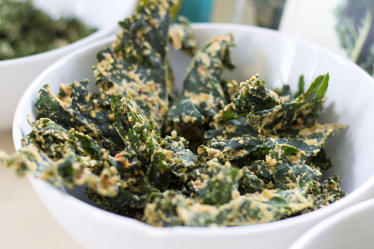 The Search for Portland's Best Kale Chip | Portland Monthly