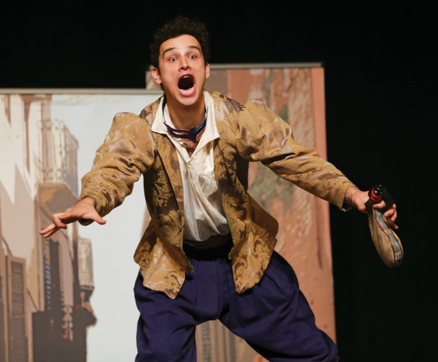 Arjun pande mercutio in 2016 tour of romeo and juliet photo john ulman sidhai