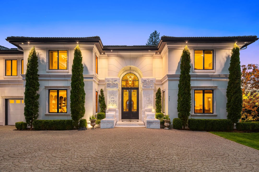 Real Estate: Homeowner Tips, Celebrity Homes, Beautiful Houses