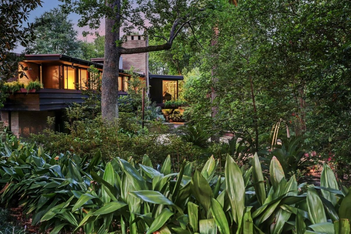 Houston Home Designed by MacKie & Kamrath Is for Sale Houstonia Magazine