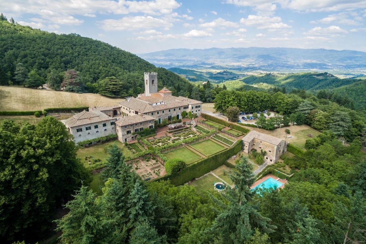 The Past, Present and Future of Chianti, Italy's Most Famous Wine - Vimarsana News