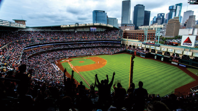 Minute maid park 3 skmvrljoda5akiooegq kpr18q0ablzbh cmyk l ktzuta
