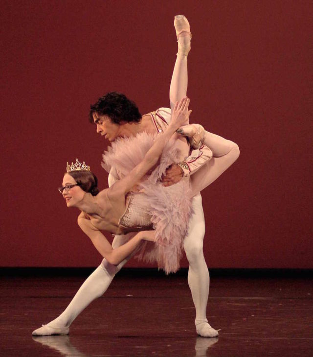 Stuttgart ballet germany photo by regina brocke small yo1rxy