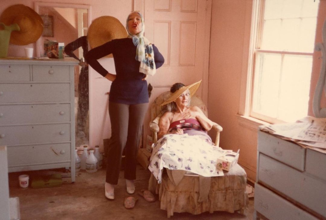 Grey gardens 2 jfjbyw