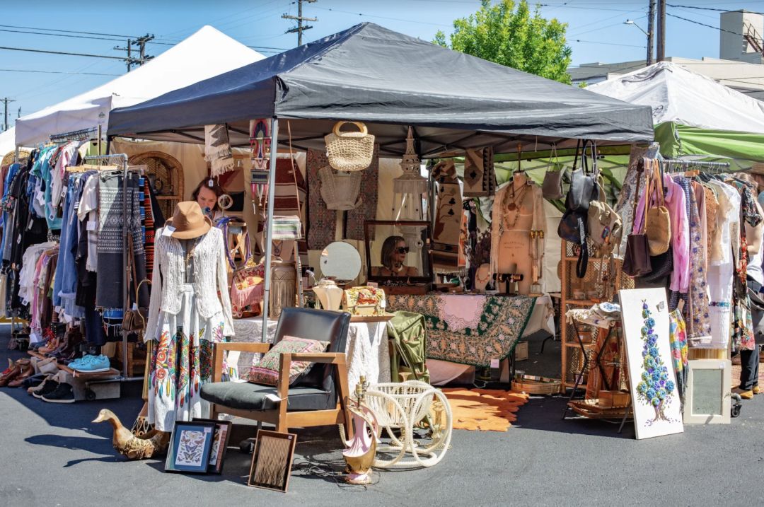 Courtesy_Portland_Flea_ieiioc Your Quintessential Portland Bucket List: 50 Things to Do in Town