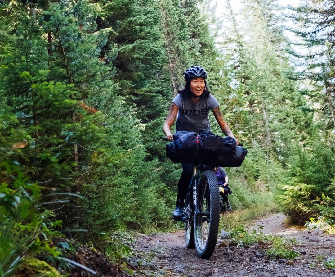 friends on bikes