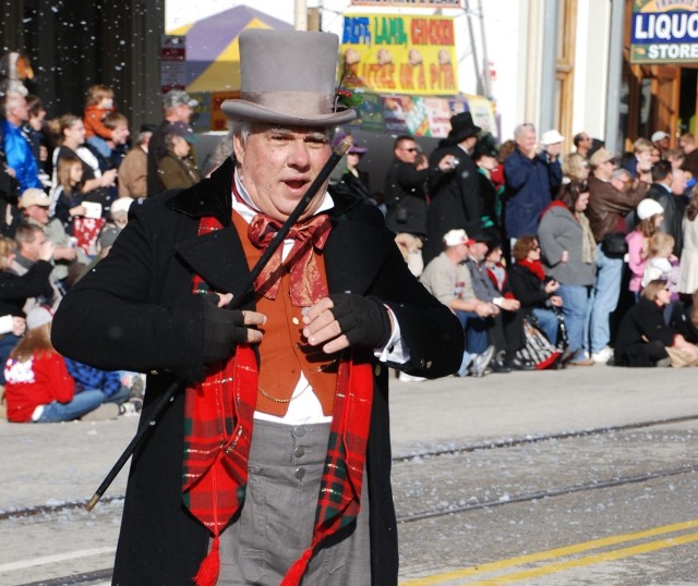Dickens character in parade wvuhlg