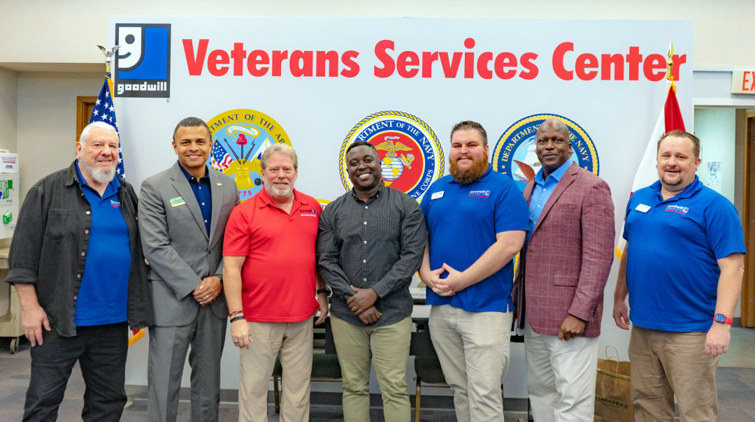 Recruiting team members include (from l-r) Richard Burger, Carlos Moreira, Randy Wright, Richard McDaniel, Todd Hughes, Lee Washington and Ryan Garner