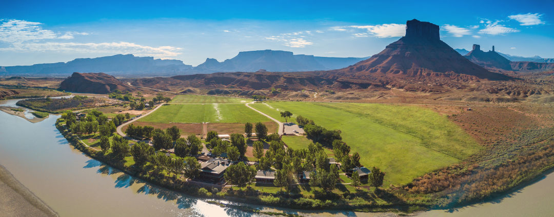 Sorrel river ranch drone 1 qtkf8p