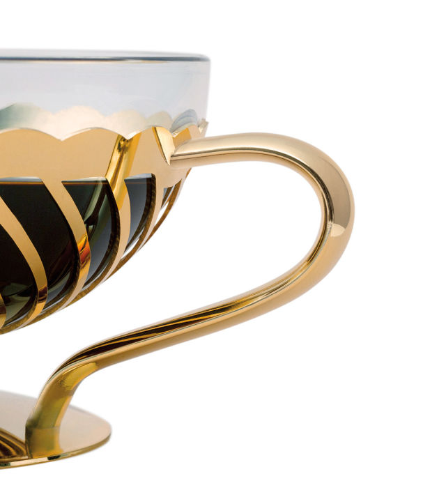 Pomo 0517 trophy case thalia mug psqder