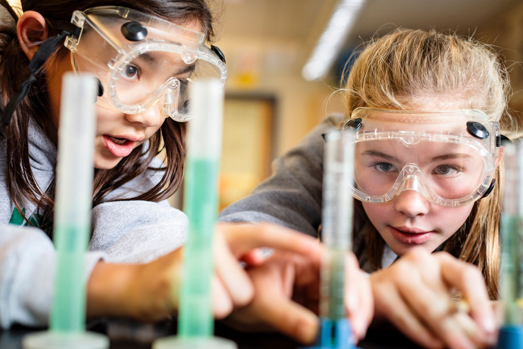 Oes science girls v7dfex