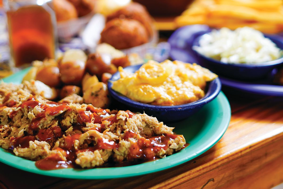 Where to Eat Lunch in Manatee County | Sarasota Magazine