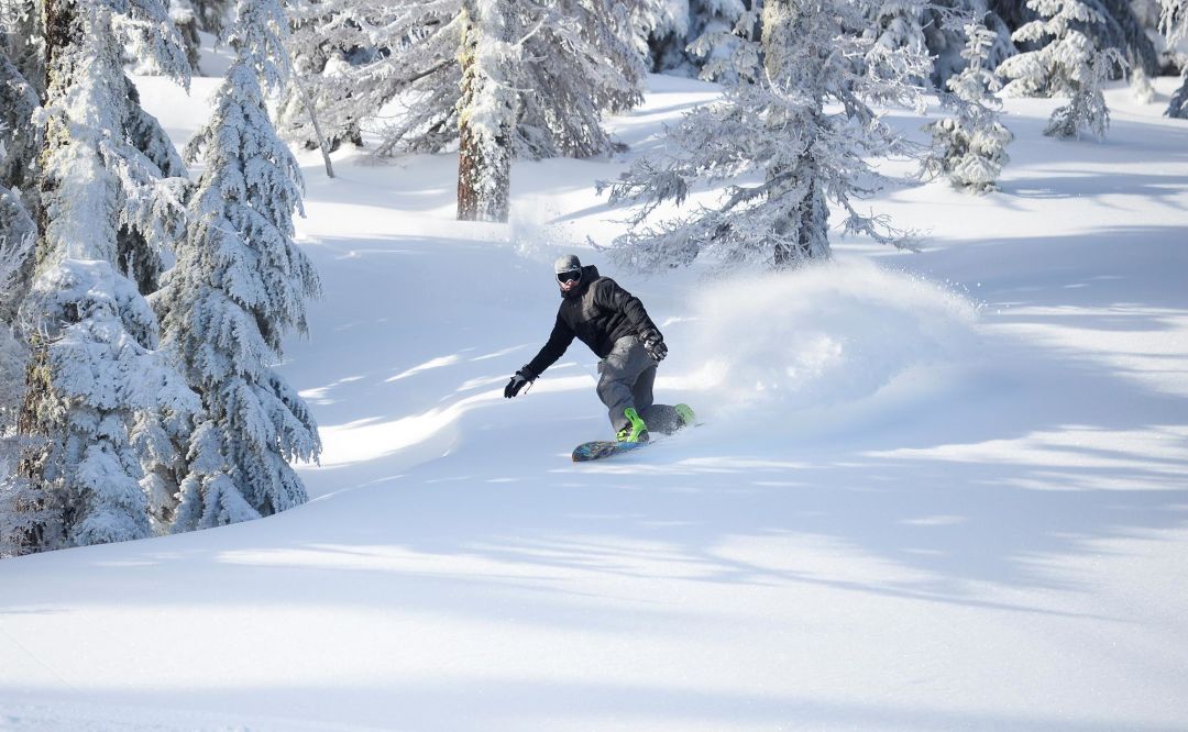 Mt. ashland.snowboar eleksl