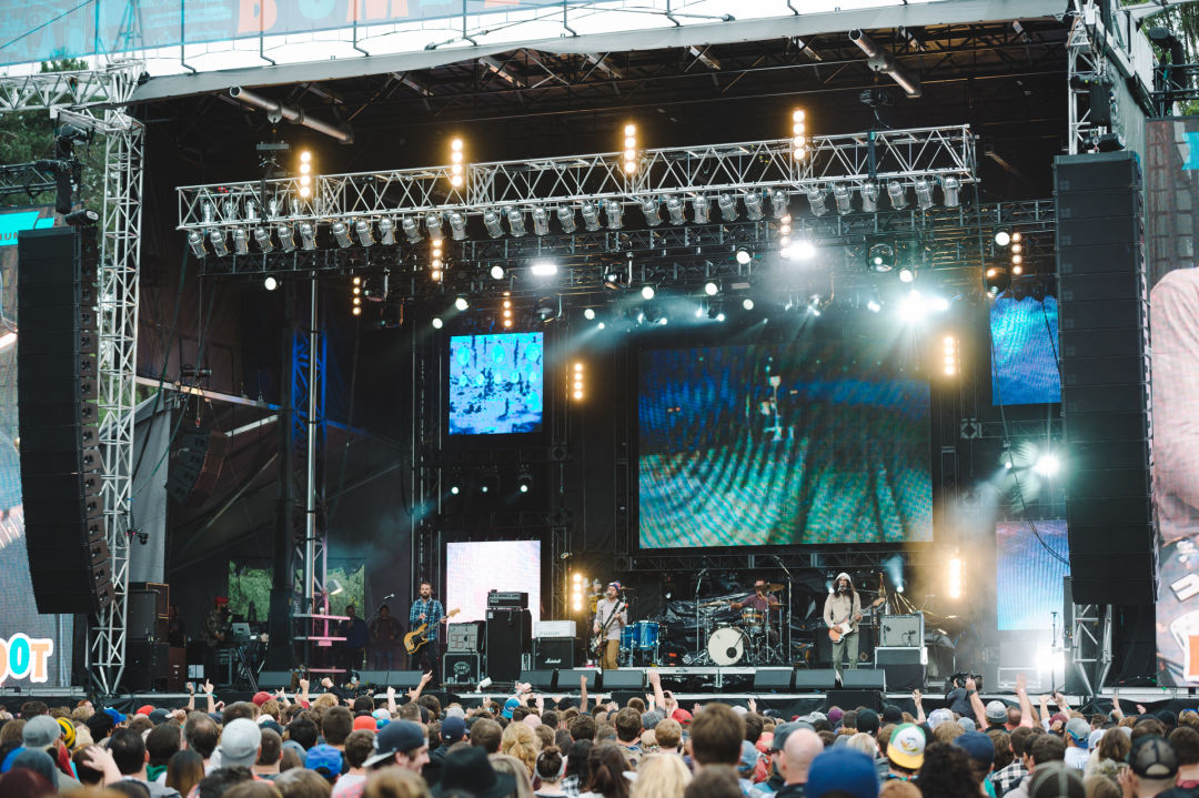 20150906 amberzbitnoffknecht bumbershoot2015 040 brand new web bi4k99