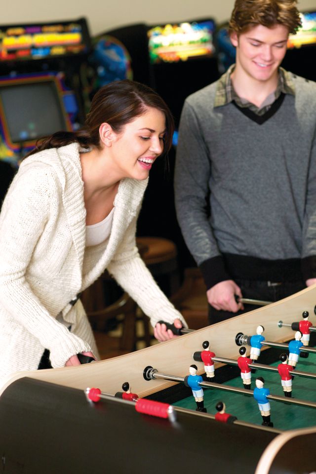 Pcwi 14 dalys pub and rec foosball ttwzby