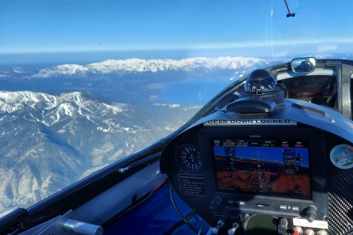 In a Tiny Battery-Powered Plane, a Local Pilot Is Shattering World Records in Electric Aviation - Vimarsana News