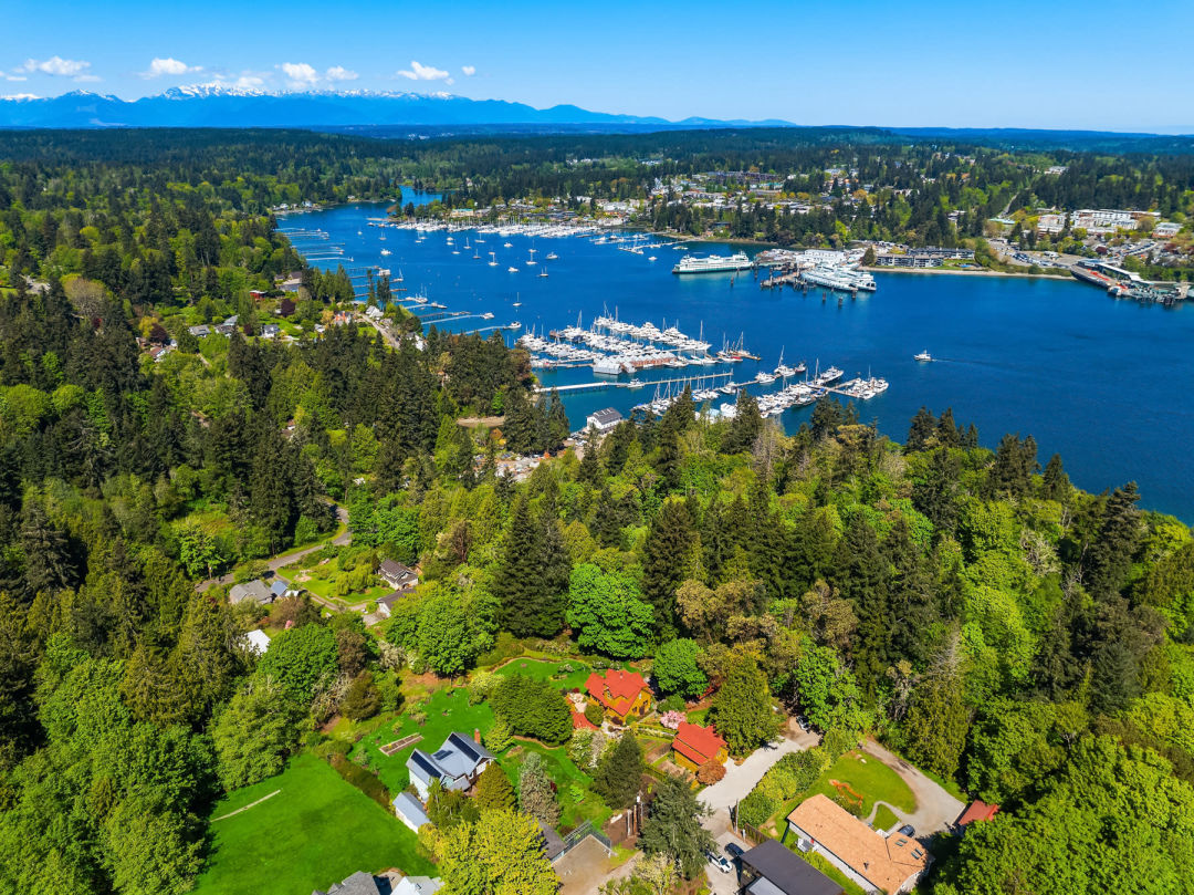 Property Watch: A Charming Bainbridge Island Property Defines Northwest Fusion 6 Web 97 efl3yw