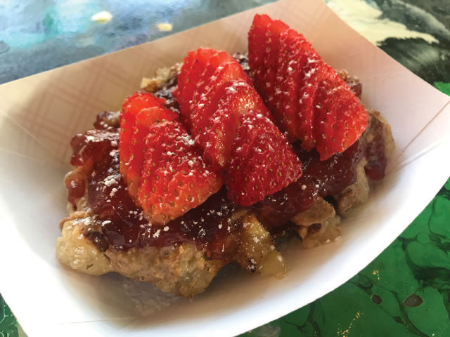 1118 table strawberries 1 jadwqz
