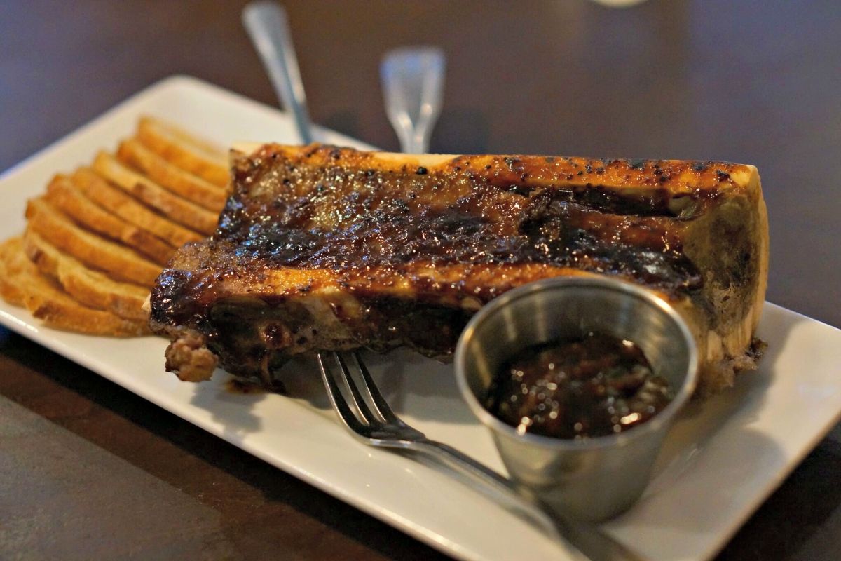 Multiple ShowStoppers on Tony Mandola’s New Happy Hour Menu Houstonia Magazine