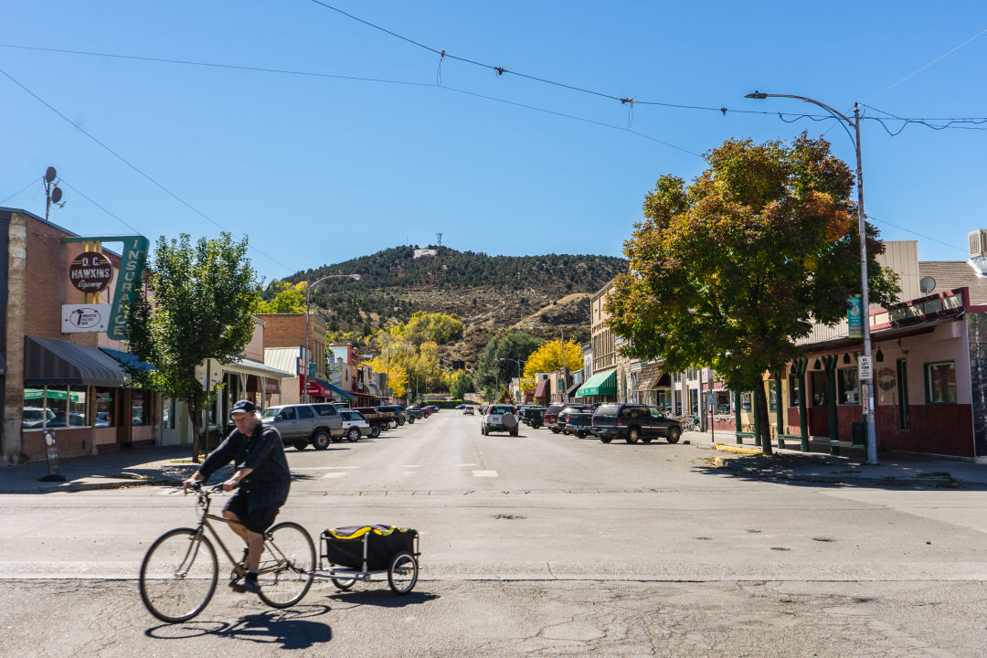 Day Tripping Autumn Perfection in Paonia Aspen Sojourner