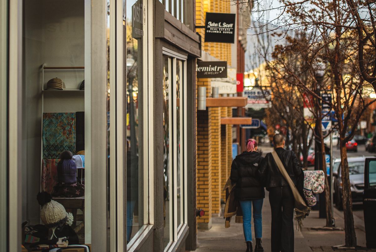 A Columbia River Gorge Shopping Trip - Vimarsana News