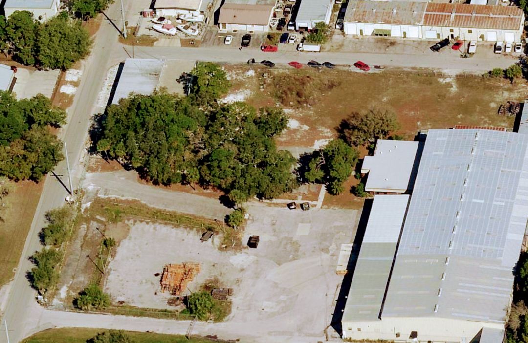 1800 n. east ave. sarasota agbw6d