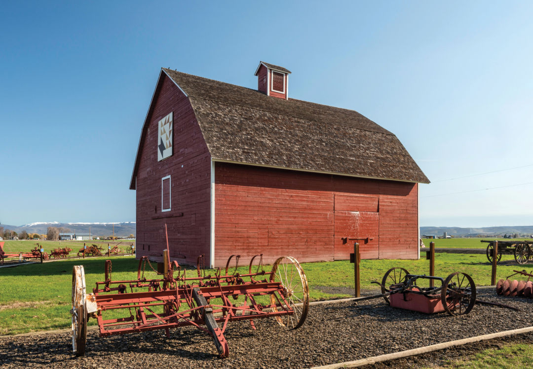 Lantz Homestead Quilt Barn