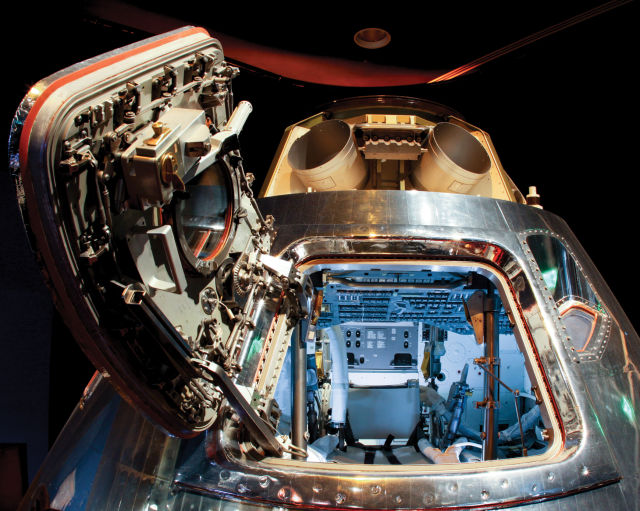 Apollo command module fzhh5d