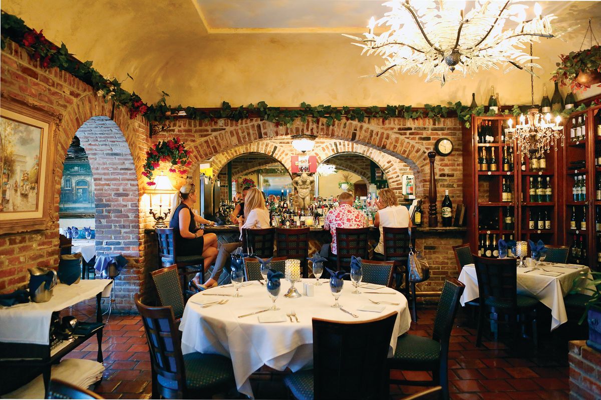 Five Restaurants Conducive to Quiet Conversations | Sarasota Magazine