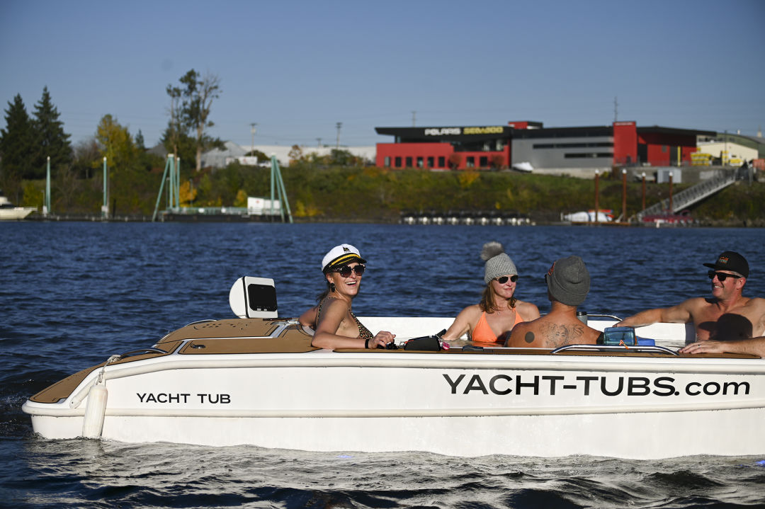 floating-hot-tub-50-best_nnxjg0 Your Quintessential Portland Bucket List: 50 Things to Do in Town