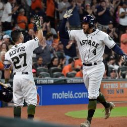 An Astros Loss and a Marriage Saved (Thanks, Kiss Cam