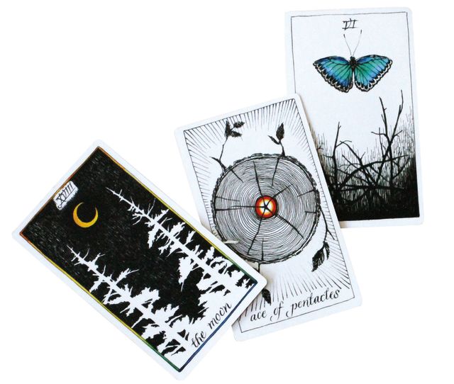 Pomo 0117 trophy case tarot cards ymooff