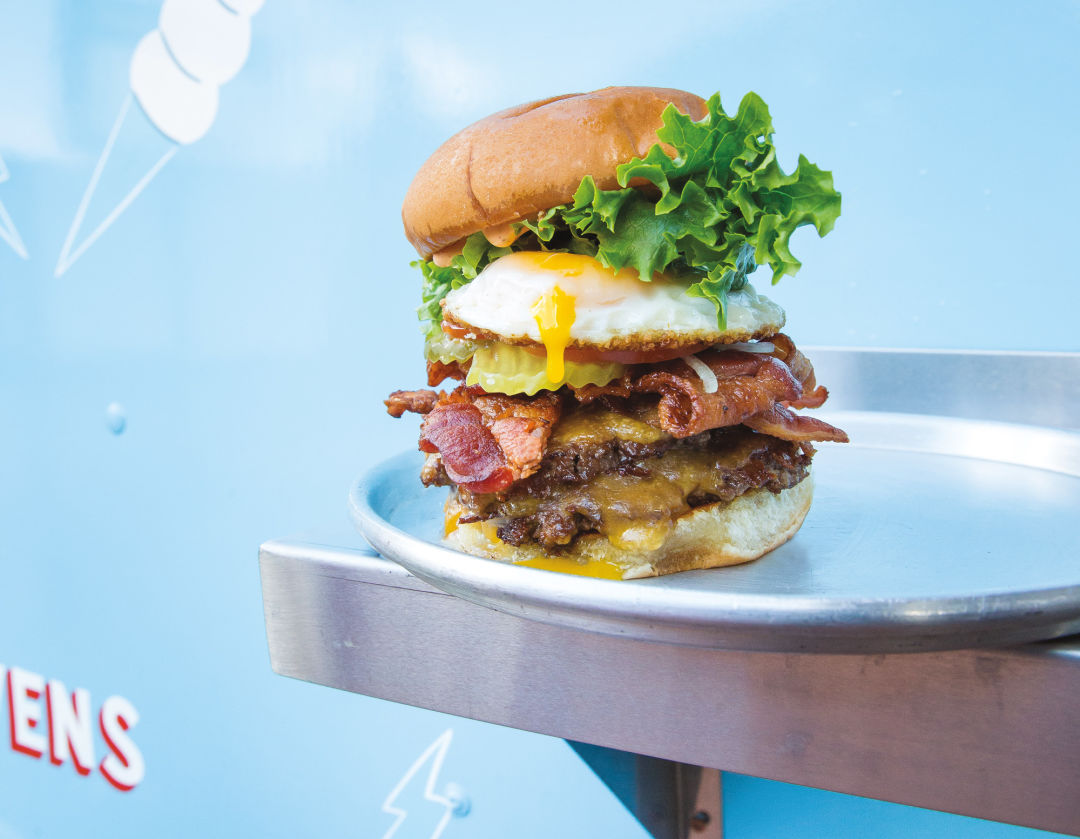 Pomo 0517 cheap eats burger stevens cheeseburger tyz9bd