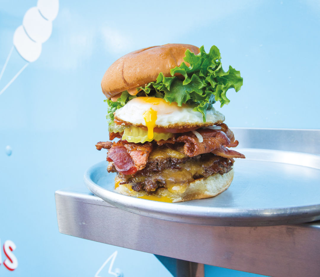 Pomo 0517 cheap eats burger stevens cheeseburger tyz9bd