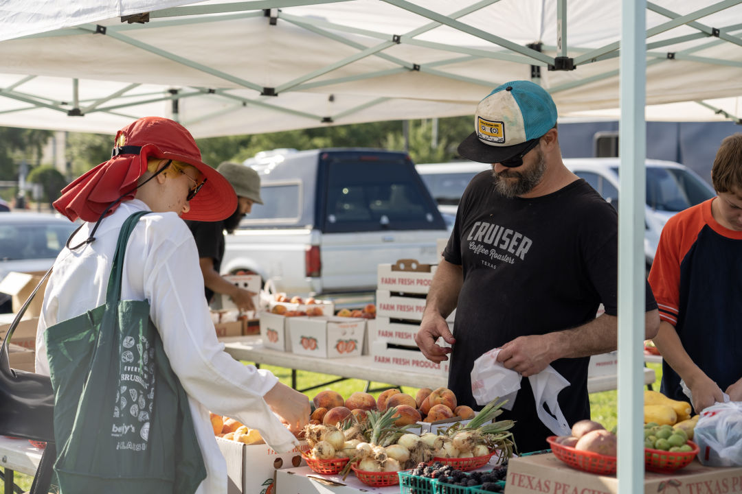 Houston Farmers Market - Urban Harvest - Locally Grown Food