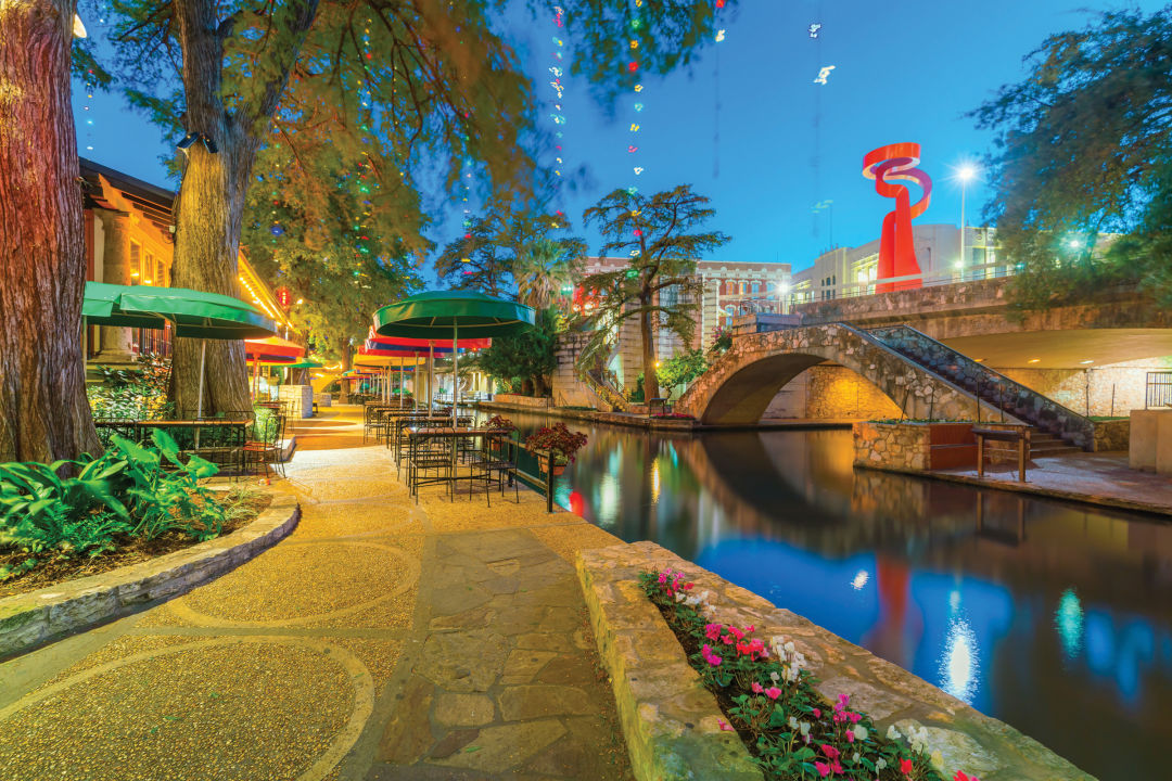 Stepping Out in San Antonio | Houstonia