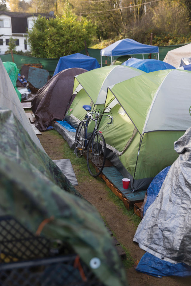 Homeless fullres 15 m2o61u op24st