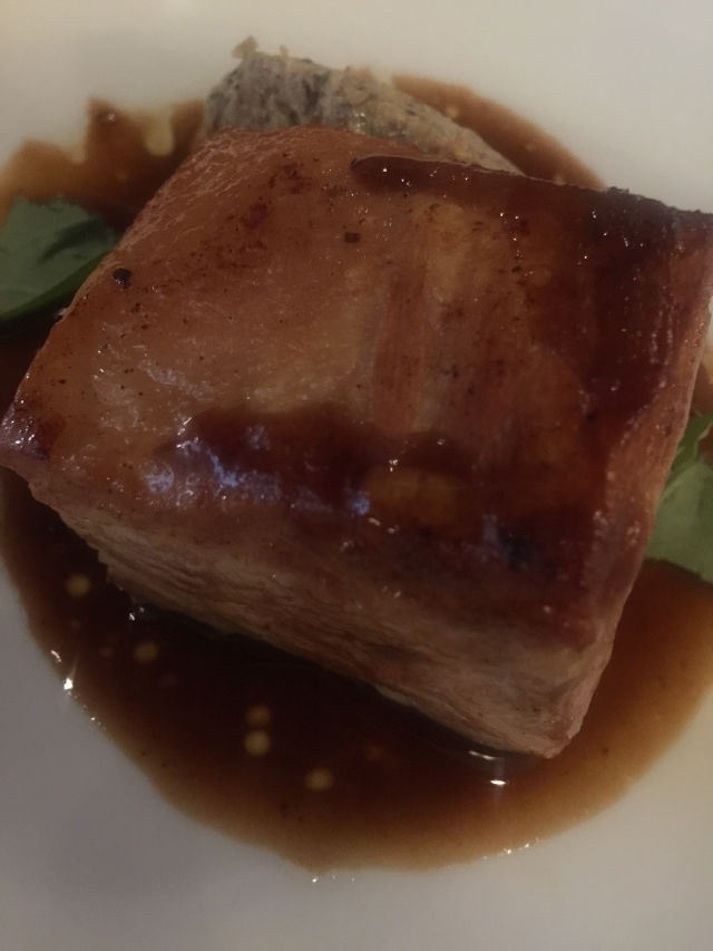 Lila pork belly fbumne