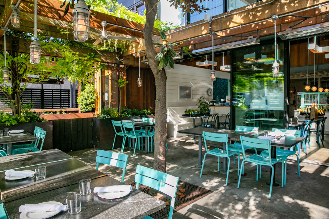 Seattle Restaurants And Bars With Covered Heated And Tented Patios Seattle Met Seattle Restaurants And Bars With Covered Heated And Tented Patios Seattle Met