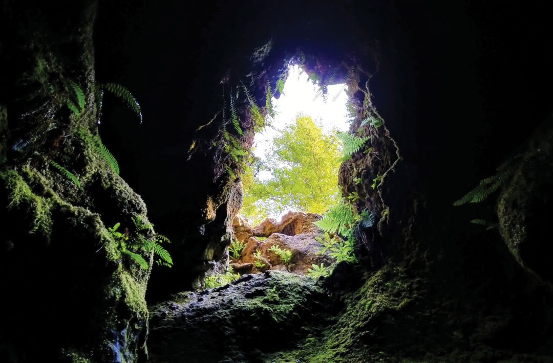 Ape caves shutterstock by ready 2 b framed 1073539604 ix3eir